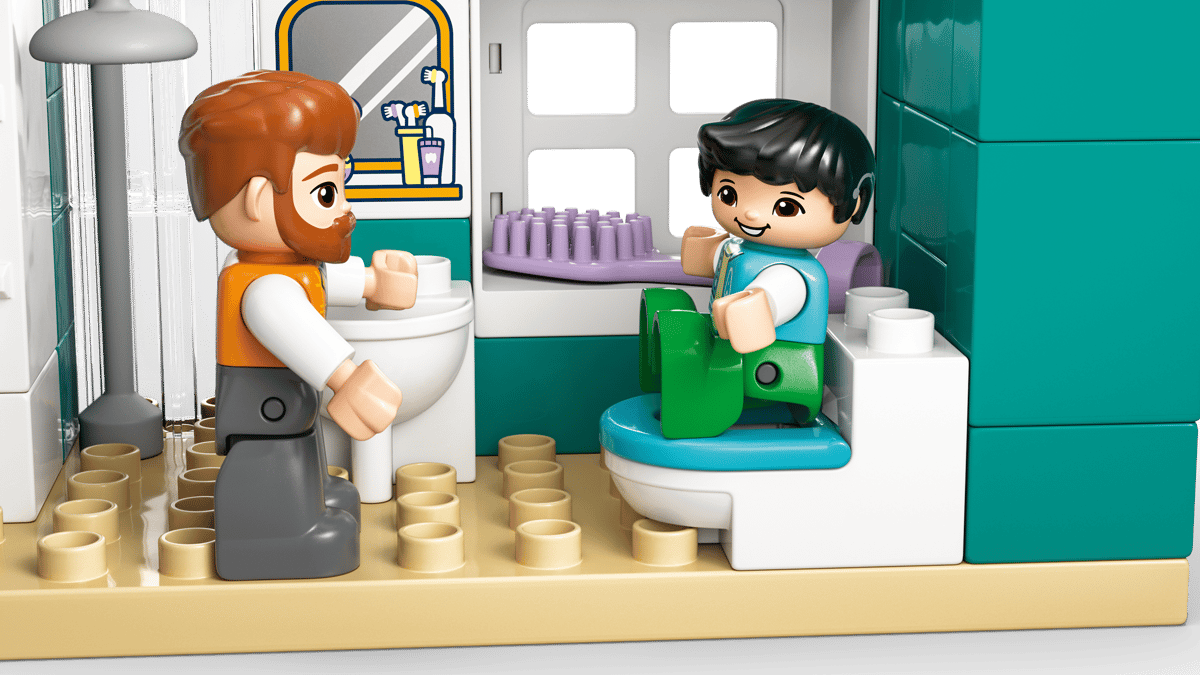 Stunning 3-in-1 Modern House LEGO Family Set | BrickmonVault - Image 5