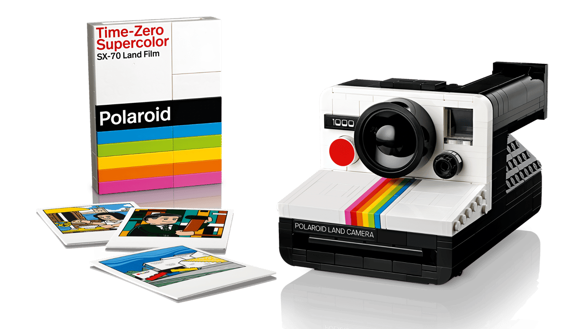 Retro Polaroid Camera Display Case Acrylic | BrickmonVault - Image 2