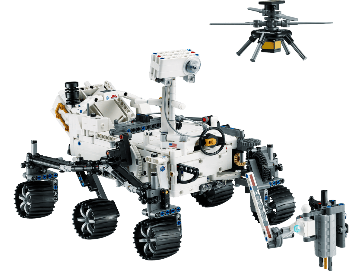 detailed view of the functioning rocker-bogie suspension system on the Mars Rover Model
