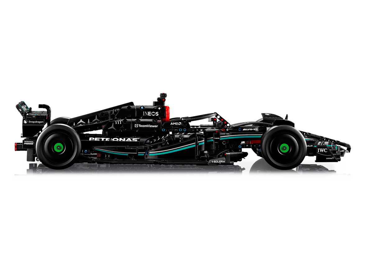 The Phenomenal LEGO Mercedes-AMG F1 W14 E Performance Model | BrickmonVault - Image 2