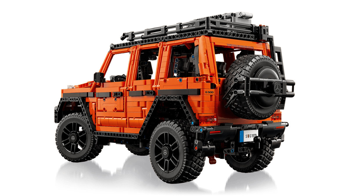 The Magnificent LEGO Technic Mercedes-Benz G 500 42177 Model | BrickmonVault - Image 4