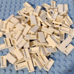 Alternative view of LEGO Tile Flat Pack — White (1x2)