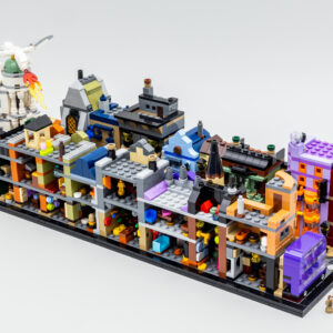 Alternative view of LEGO Harry Potter Diagon Alley Wizarding Shops