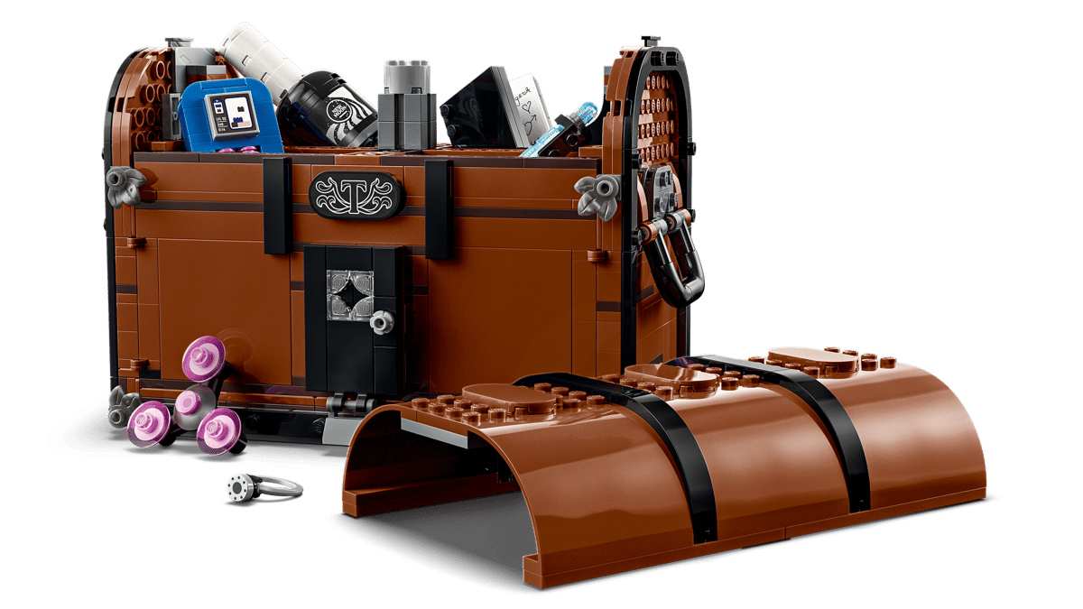 Spooky Wednesday LEGO Set Thing’s Apartment | BrickmonVault - Image 3