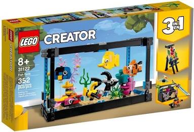 The Stunning LEGO Aquarium Set Tropical Marine Diorama | BrickmonVault - Image 5